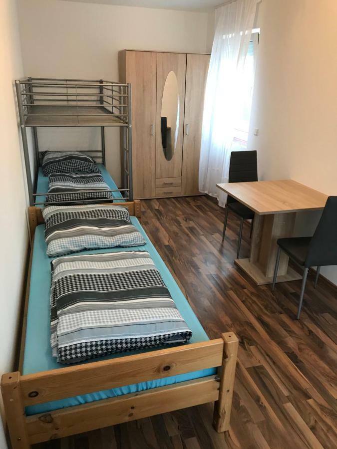 Monteurzimmer ซังค์ท ออกัสติน ภายนอก รูปภาพ
