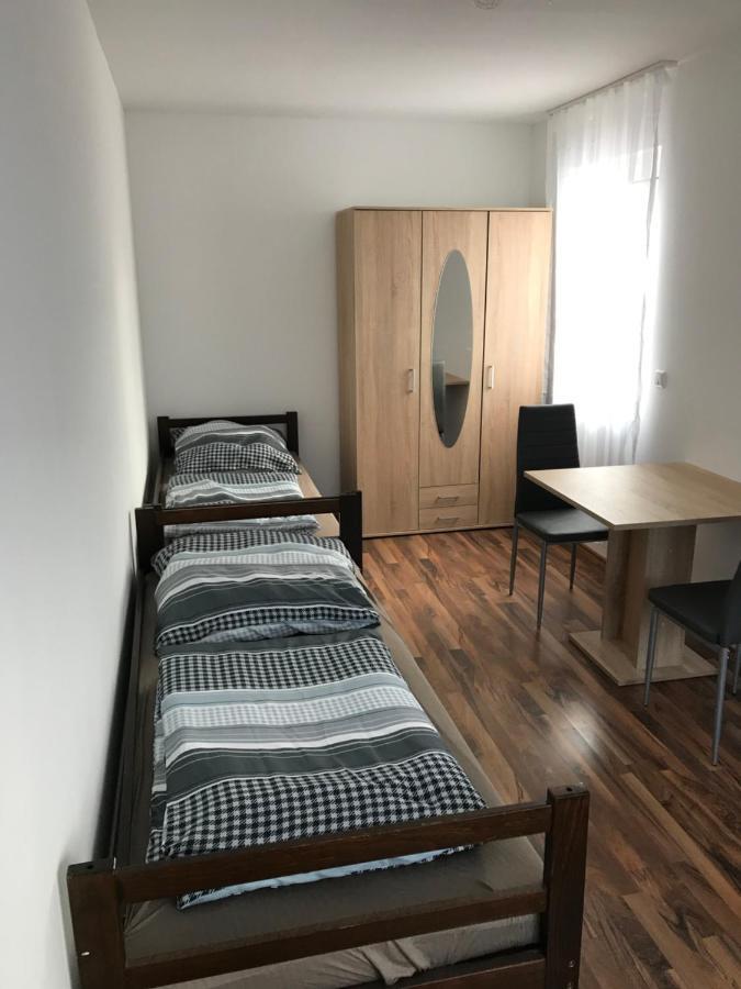 Monteurzimmer ซังค์ท ออกัสติน ภายนอก รูปภาพ